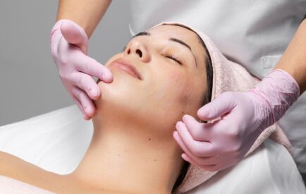 woman-relaxing-beauty-salon woman-relaxing-beauty-salon